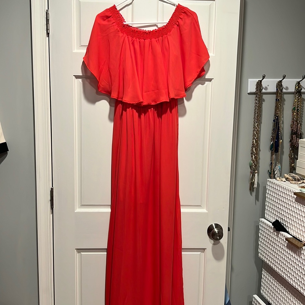 Coral Show Me Your MuMu size large dress - only worn once! Great condition